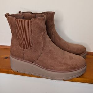 Dr. Scholl’s Chelsea Platform Ankle Boots Brown Size 9